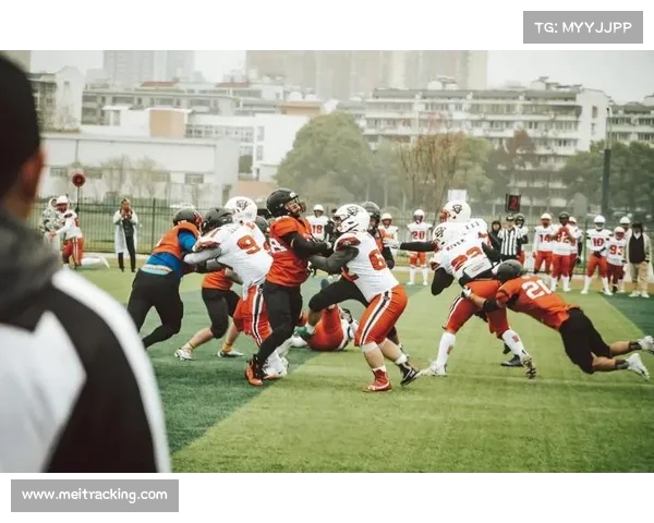 NBA场边摄影揭秘：捕捉瞬间的力量与情感展现