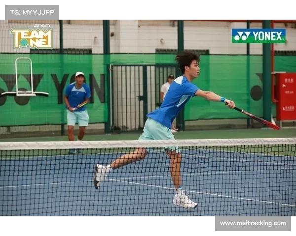 精彩回顾：2025年网球赛季激战四起，传奇对决再度引发全场热血沸腾