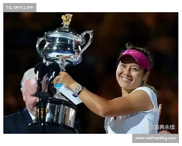 网球赛事巅峰对决圆满落幕 精彩颁奖典礼荣耀时刻见证冠军风采