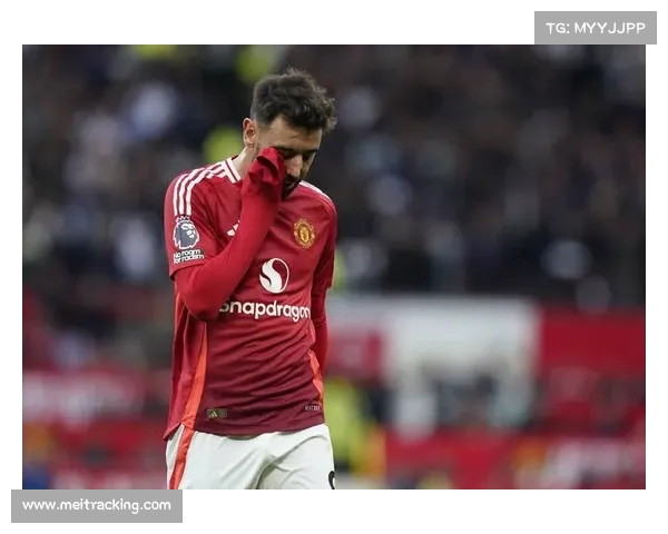 伯明翰英冠揭幕战爆发冲突 前曼联球星阿什利扬卷入场上混战